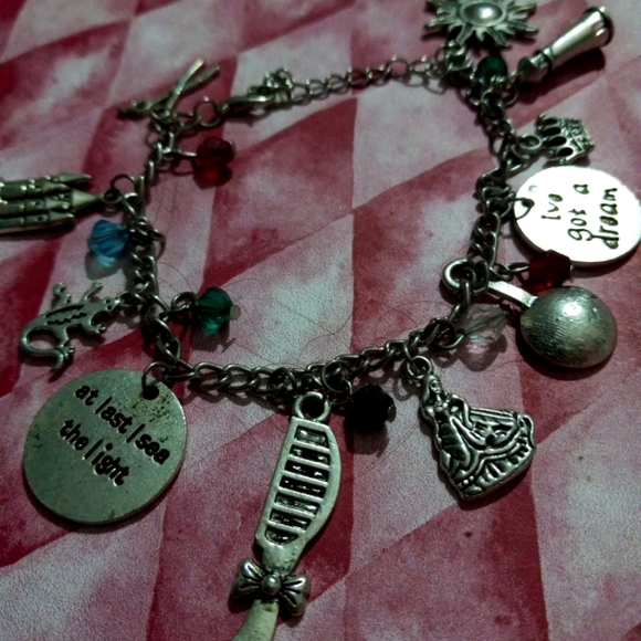 Jewelry - Charm bracelet